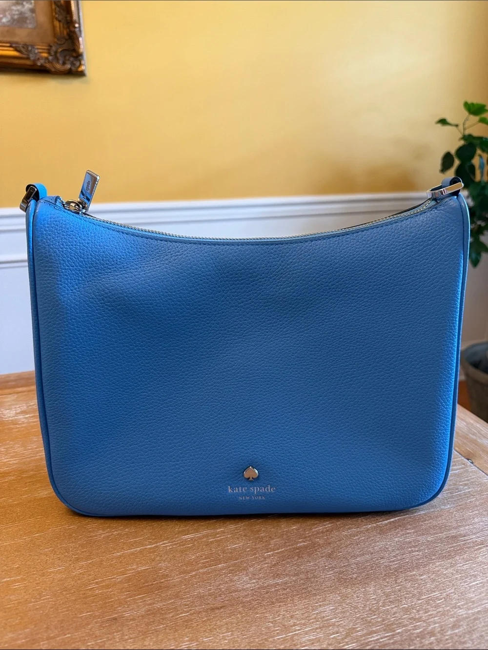 Kate Spade Blue Leather Crossbody/shoulder Bag with 2 Removable Straps - Picture 4 of 11
